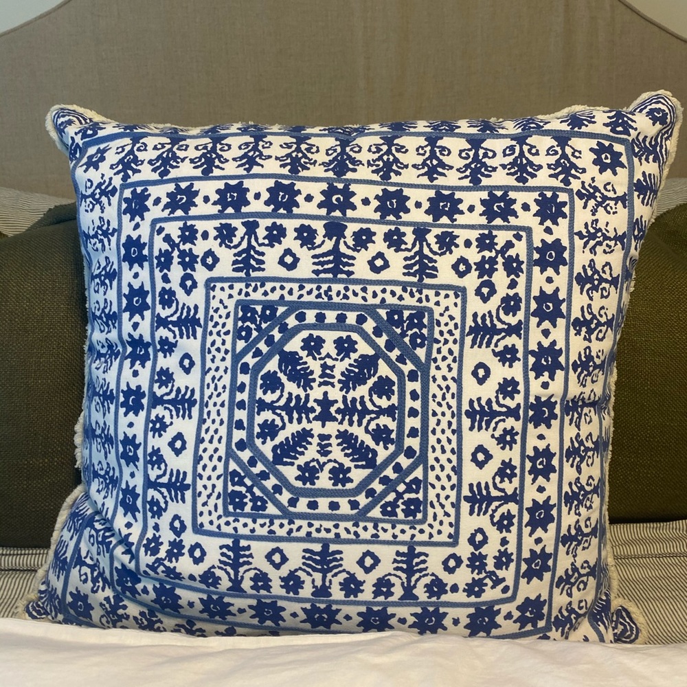 Opalhouse throw pillow